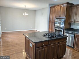 21882 Brickshire Cir in Ashburn, VA - Building Photo