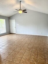 105 Cockerham St in Kyle, TX - Building Photo - Building Photo