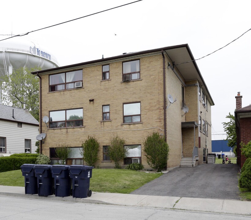 125 22nd St in Toronto, ON - Building Photo