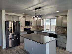 2674 W Jayton Dr in Meridian, ID - Building Photo - Building Photo