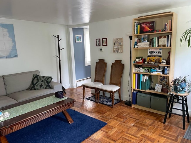 140 Walker St, Unit Apt. A in Falmouth, MA - Building Photo - Building Photo