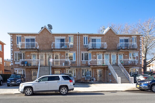 2102 Benson Ave in Brooklyn, NY - Building Photo - Building Photo