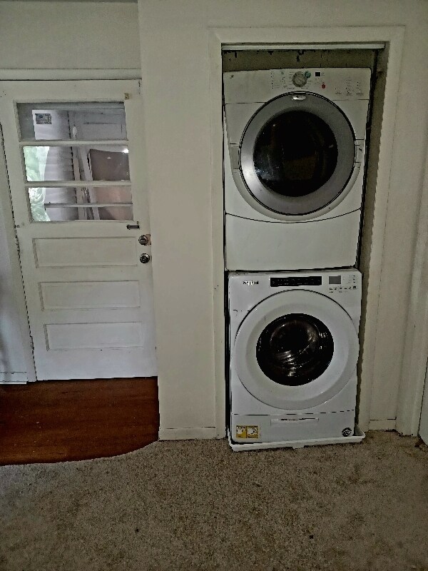 235 W Hall St in Leland, IL - Foto de edificio - Building Photo