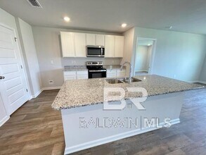 10334 Ruffian Rte in Daphne, AL - Building Photo - Building Photo