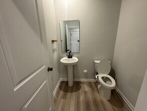 4817 Raspberry Knoll Dr in Charlotte, NC - Foto de edificio - Building Photo