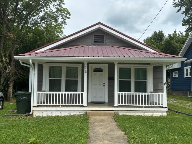 property at 308 S Lake St