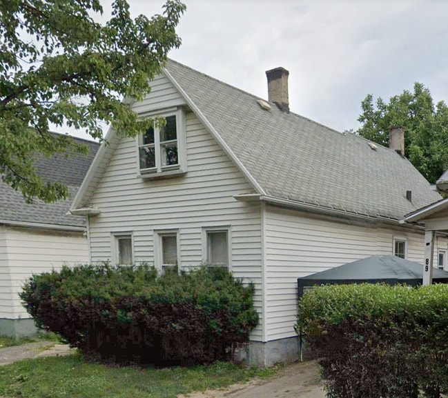 property at 93 Pulaski St