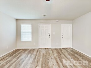 8434 Amistad Cove in Converse, TX - Building Photo - Building Photo