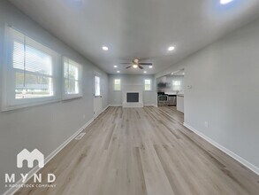 900 Chalmers St in Durham, NC - Foto de edificio - Building Photo