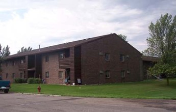 Northland Apartments in Wahpeton, ND - Building Photo - Building Photo