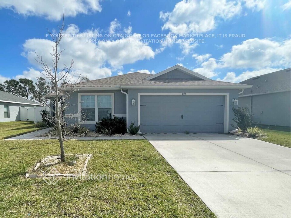 5120 33rd Ave E in Palmetto, FL - Foto de edificio