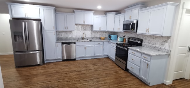 920 Friendly Pl in Charlotte, NC - Building Photo - Building Photo