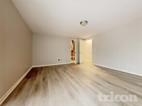 5569 Princeton Oaks Ln in Sugar Hill, GA - Building Photo - Building Photo