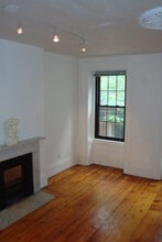 43 Hancock St, Unit 3 rd floor in Boston, MA - Building Photo - Building Photo