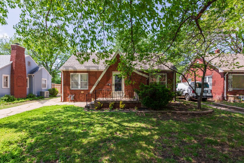 737 S Lorraine Ave in Wichita, KS - Building Photo
