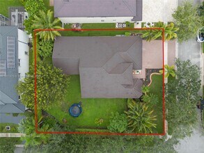 5478 SW 189th Ave in Miramar, FL - Building Photo - Building Photo