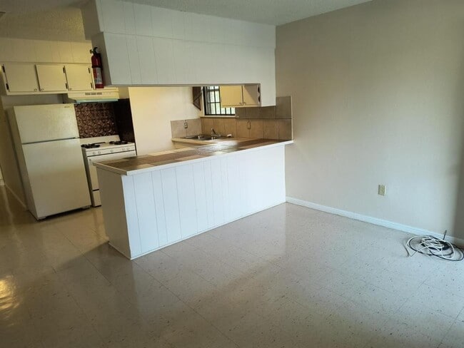 property at 1332 Stilt St