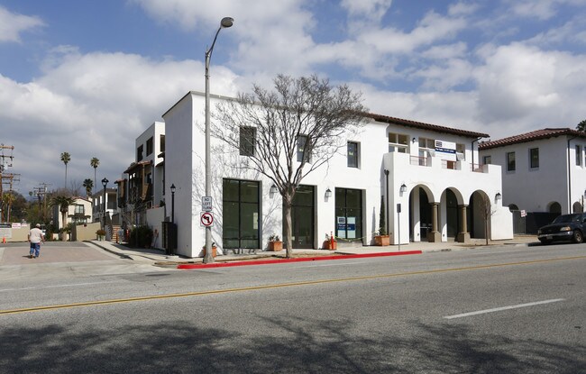 EightTwenty Mission Residences in South Pasadena, CA - Foto de edificio - Building Photo