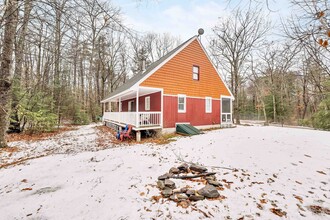 60 Locarno St in Moultonborough, NH - Building Photo - Building Photo