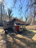 57 Utopia Rd in Asheville, NC - Building Photo