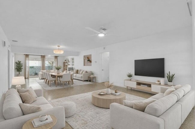 702 Sunset Dr in Lake Worth Beach, FL - Building Photo - Building Photo