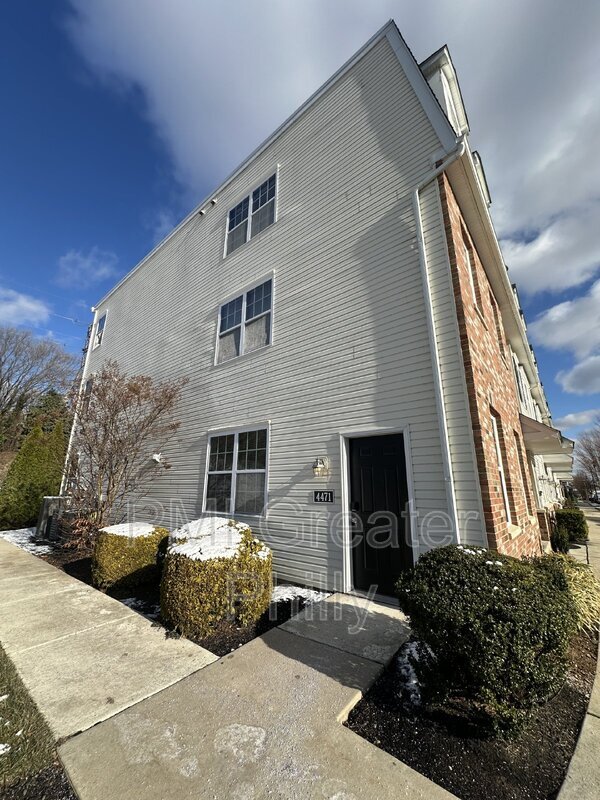4471 Driftwood Dr in Philadelphia, PA - Building Photo - Building Photo