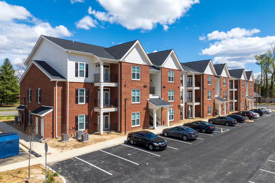 Brook Villas in Richmond, VA - Foto de edificio