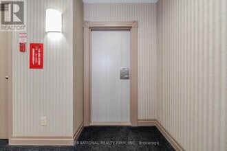 3605-3605 Kariya Dr in Mississauga, ON - Building Photo - Building Photo