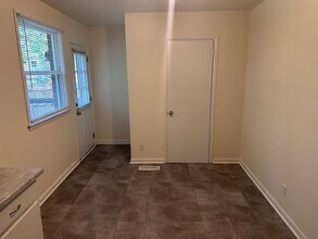 2628 Springway Dr in Charlotte, NC - Building Photo - Building Photo
