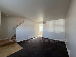 5405 Benton St in Lincoln, NE - Building Photo - Building Photo