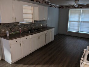 1131 Ave C in Port Allen, LA - Building Photo - Building Photo