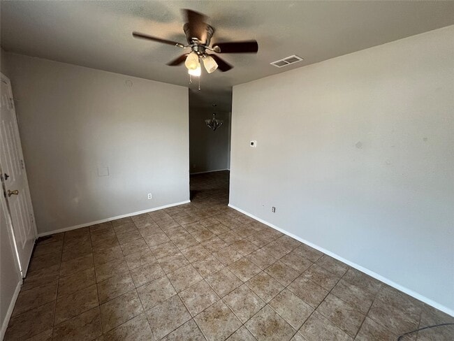 1212 W Hunt St, Unit 1212 in Sherman, TX - Foto de edificio - Building Photo