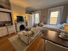 97 Charles St, Unit 5 in Boston, MA - Building Photo - Building Photo