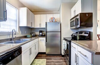 Highbrook Townhomes in Hudsonville, MI - Foto de edificio - Building Photo
