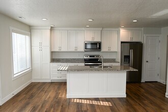 4178 S 2825 W in Roy, UT - Building Photo - Building Photo