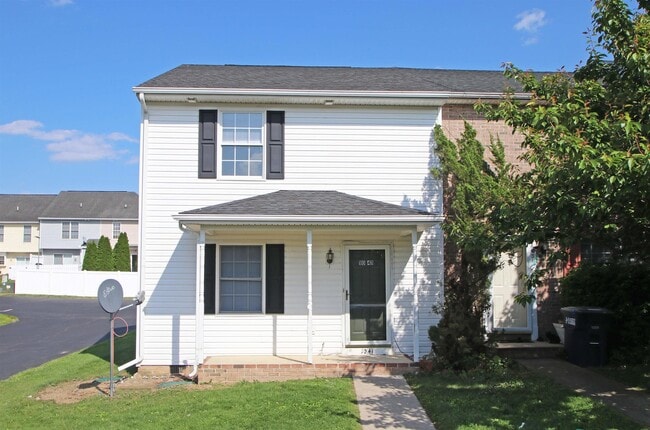 property at 1041 Oriole Ln