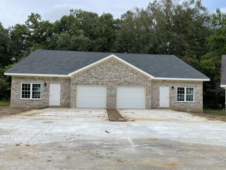 1429 Nena Hills Ct in Tallahassee, FL - Building Photo