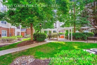 12945 Centre Park Cir in Herndon, VA - Building Photo - Building Photo