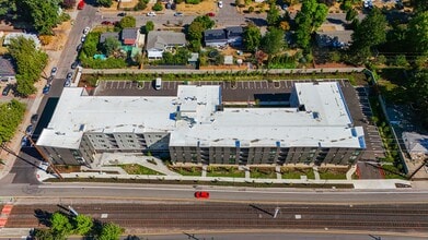 Terracina Vista in Portland, OR - Foto de edificio - Building Photo