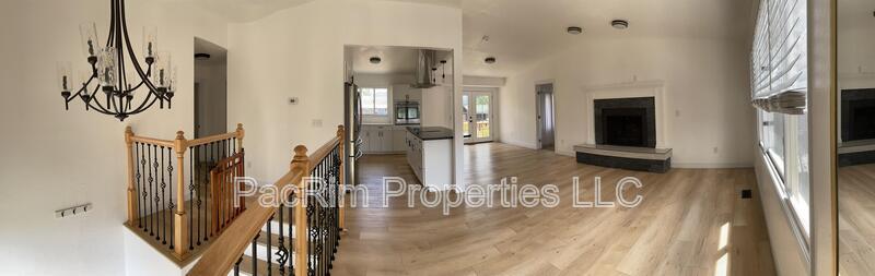 9021 Lance Cir in Anchorage, AK - Building Photo