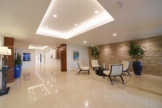 3009 S Ocean Blvd in Highland Beach, FL - Foto de edificio - Building Photo