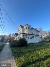 33 Estaugh Ave in Haddonfield, NJ - Building Photo - Building Photo
