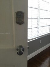 661 SW 11th St in Miami, FL - Building Photo - Building Photo