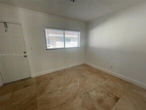 1892 NE 46th St in Fort Lauderdale, FL - Building Photo - Building Photo