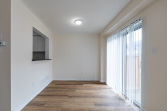 Pleasantview Walk Townhomes in Brampton, ON - Building Photo - Building Photo