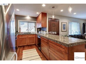 518 Colusa Way in Livermore, CA - Building Photo - Building Photo