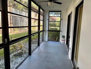 9384 S Belfort Cir in Tamarac, FL - Building Photo - Building Photo