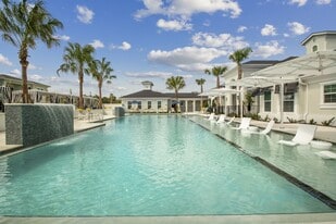 The Napier in Daytona Beach, FL - Building Photo