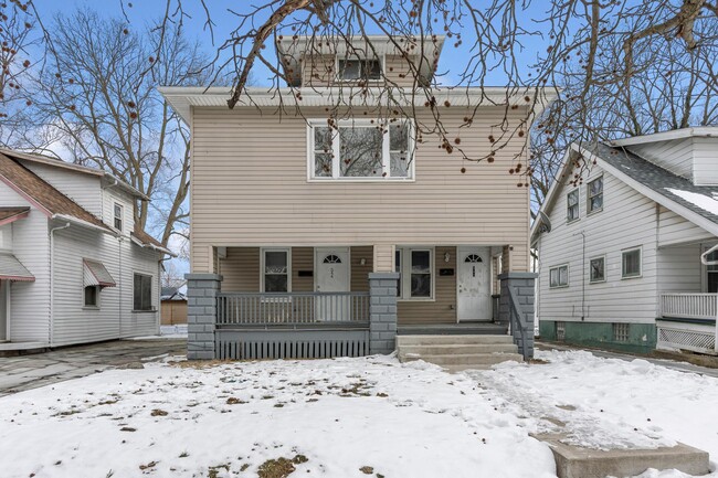 property at 542 Cedarhurst Ave