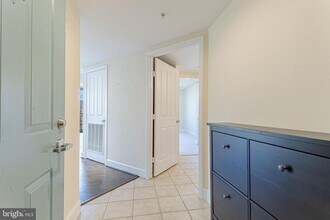 1205 N Garfield St in Arlington, VA - Building Photo - Building Photo
